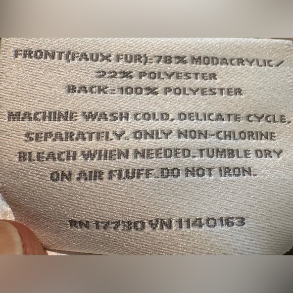 Threshold Sheepskin Rug - Picture 3 of 7